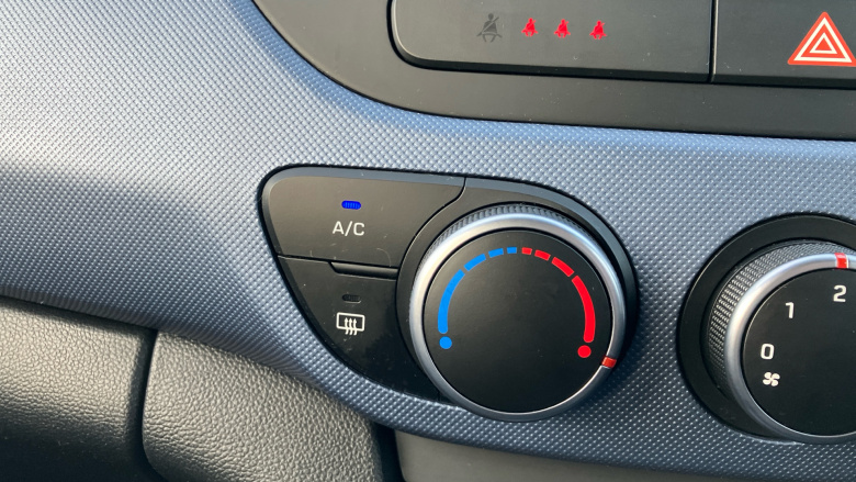 Hyundai i10 1.2 Premium 5dr Petrol Hatchback